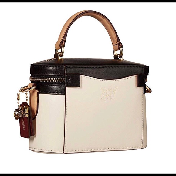 ✨✨SOLD✨✨ - Picture 2 of 6